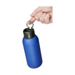 Botella de viaje con aro metálico color azul tercera vista