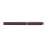 Roller metálico monocromático con estuche tinta negra Parker color burdeos cuarta vista