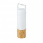 Botella termo con detalle de bambú y asa color blanco tercera vista