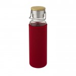 Botella de vidrio borosilicatado con funda color rojo tercera vista