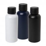 Botella de aluminio reciclado con tapa de plástico con asa 600ml color negro segunda vista varios colores