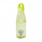 Botella de agua de plástico reciclado con asa de transporte 800ml color verde lima vista impresión tampografía
