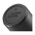 Botella de acero inoxidable reciclado doble pared 750ml Ocean Bottle color negro vista detalle 1