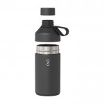 Botella de acero inoxidable reciclado doble pared 750ml Ocean Bottle color negro tercera vista