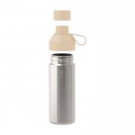 Botella hecha de materiales reciclados con taza 620ml Ocean Bottle color arena segunda vista