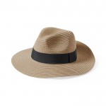Sombrero de ala ancha con cinta color marrón