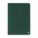 Cuaderno pequeño de papel de piedra color verde oscuro tercera vista frontal