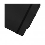 Cuaderno de tapa dura de plástico reciclado A5 hojas a rayas color negro vista detalle 1