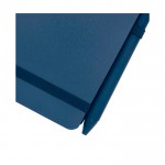 Libreta de tapa oceánica de plástico reciclado A6 hojas a rayas color azul marino vista detalle 1