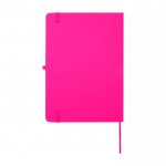 Cuaderno con esquinas redondeadas y tapa suave A5 hojas a rayas color rosa segunda vista trasera