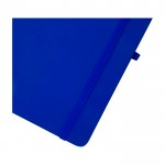 Cuaderno con esquinas redondeadas y tapa suave A5 hojas a rayas color azul real vista detalle 1