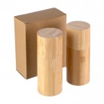 Set de 2 molinillos hechos de bambú para especias con tapón a juego color marrón sexta vista