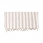 Toalla con orificio para sombrilla color beige