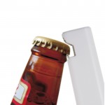 Mechero desechable en varios colores con abridor de botellas color blanco vista 1