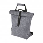 Mochila enrollable de fieltro reciclado con diversas correas color gris