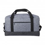Bolsa de deporte de fieltro RPET con pequeño compartimiento delante color gris oscuro primera vista