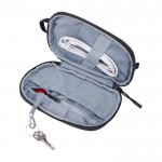 Mini bolsa de poliéster Thule Subterra 2 ideal para accesorios electrónicos color negro tercera vista