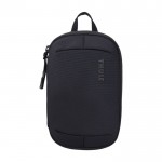 Mini bolsa de poliéster Thule Subterra 2 ideal para accesorios electrónicos color negro segunda vista frontal