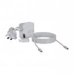 Enchufe cargador de 67W con variantes para UE, UK y EEUU color blanco tercera vista