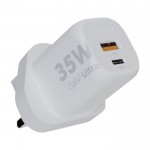 Cargador de pared con enchufe británico y dos puertos de conexión 35W color blanco