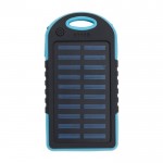 Batería externa solar con una linterna en el lateral 4.000 mAh color azul primera vista