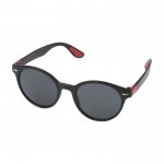 Gafas de sol modernas y redondas color rojo