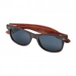 Gafas de sol con diseño retro hechas en parte de fibras de café color marrón oscuro segunda vista