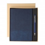 Libreta A5 con efecto pana en la parte superior y bolígrafo tinta azul cuarta vista