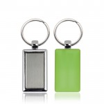 Llavero rectangular con lado de plástico de color y aro de metal color verde claro