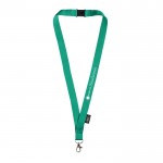 Lanyard de RPET con cierre de seguridad y mosquetón metálico 3cm color verde vista con logo impreso
