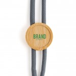 Lanyard ecológico con diseño tubular y ajuste hecho de bambú vista detalle 4