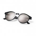 Gafas de sol rPET con lentes efecto espejo color negro segunda vista