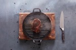 Cuchillo de chef de acero alemán de fácil agarre color plateado vista de ambiente
