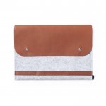 Funda para portátil de fieltro RPET con solapa en polipiel 14'' color gris primera vista