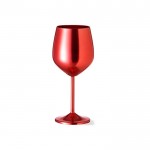 Copa de aluminio en colores metalizados con capacidad de 540ml color rojo vista con logo