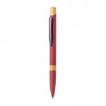 Bolígrafo pulsador de aluminio con detalle de bambú y tinta azul color rojo primera vista