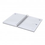 Agenda de anillas de RPET con vista diaria en inglés y español B5 quinta vista