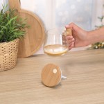 Taza mezcladora de borosilicato con tapadera con agitador eléctrico vista de ambiente