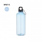 Botella de RPET de cuerpo translucido con mosquetón en la tapa 630ml