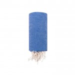 Fino pareo de algodón reciclado y RPET con flecos blancos 180 g/m2 color azul primera vista