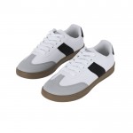 Zapatilla de piel suave y cordones a juego con suela de goma color blanco