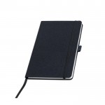 Libreta de RPET con cinta y soporte para boli A5 hojas lisas color negro vista 1