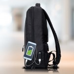 Mochila antirrobo de poliéster con reflectantes para PC 15,6'' vista de ambiente
