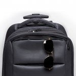 Mochila de viaje estilo trolley de calidad diseño exclusivo 17” vista de ambiente