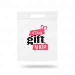 Bolsa de non-woven disponible en varios colores con asa 80 g/m2 color blanco vista con logo impreso