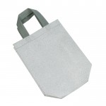 Bolsa de non-woven brillante con purpurina y correas 130 g/m2 color plateado vista 4