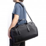Bolsa elegante versátil tanto para deporte como para PC 15,6” vista de ambiente