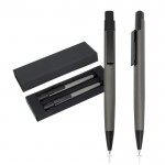 Set de bolígrafo y portaminas de aluminio con estuche tinta negra color gris oscuro vista en caja
