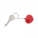 Llavero con un antiestrés en forma de corazón para personalizar color rojo tercera vista