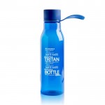Botella de tritán con tapa de metal y asa de silicona 600ml vista 5